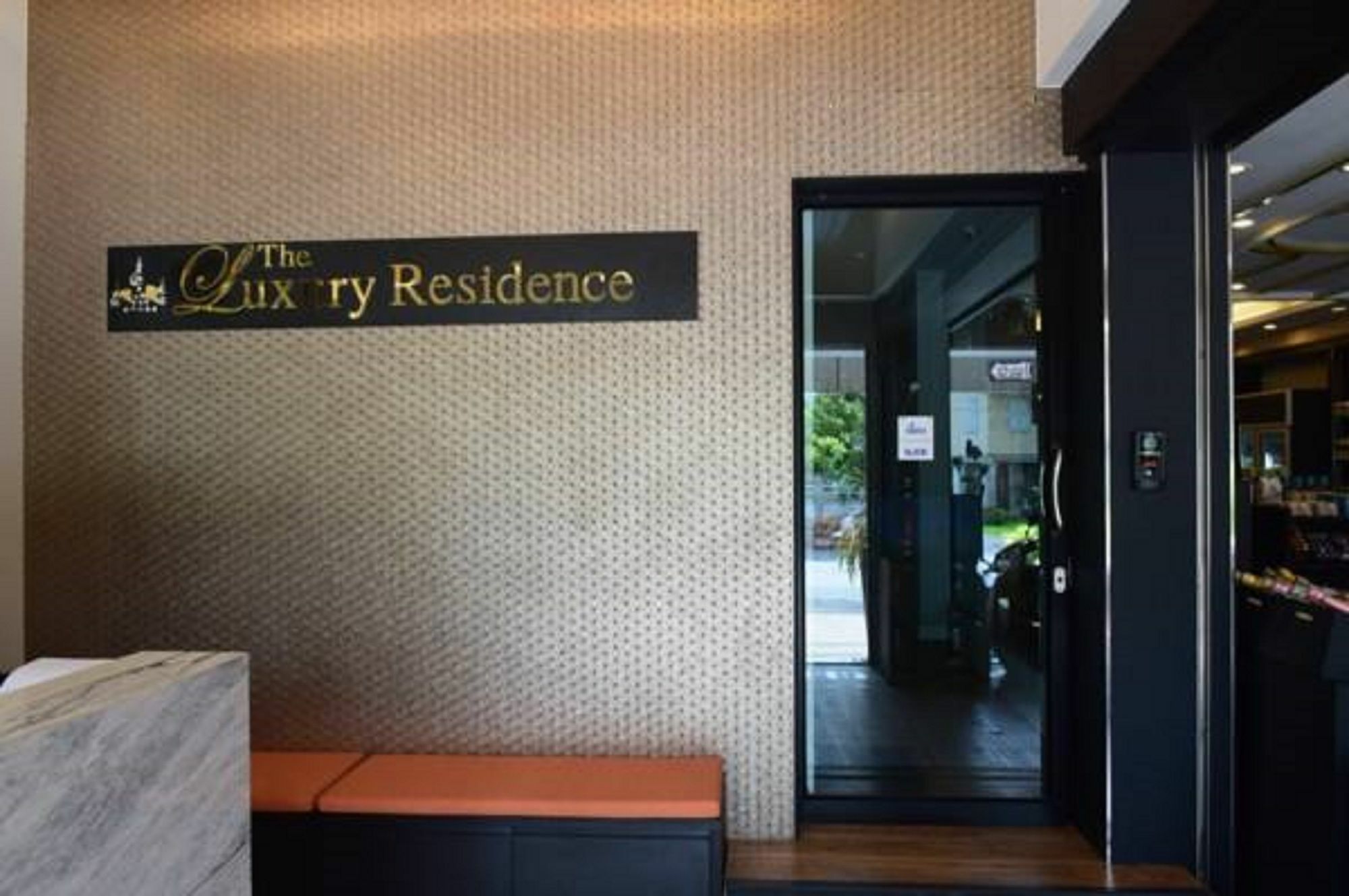 The Luxury Residence Сонгкла Екстериор снимка