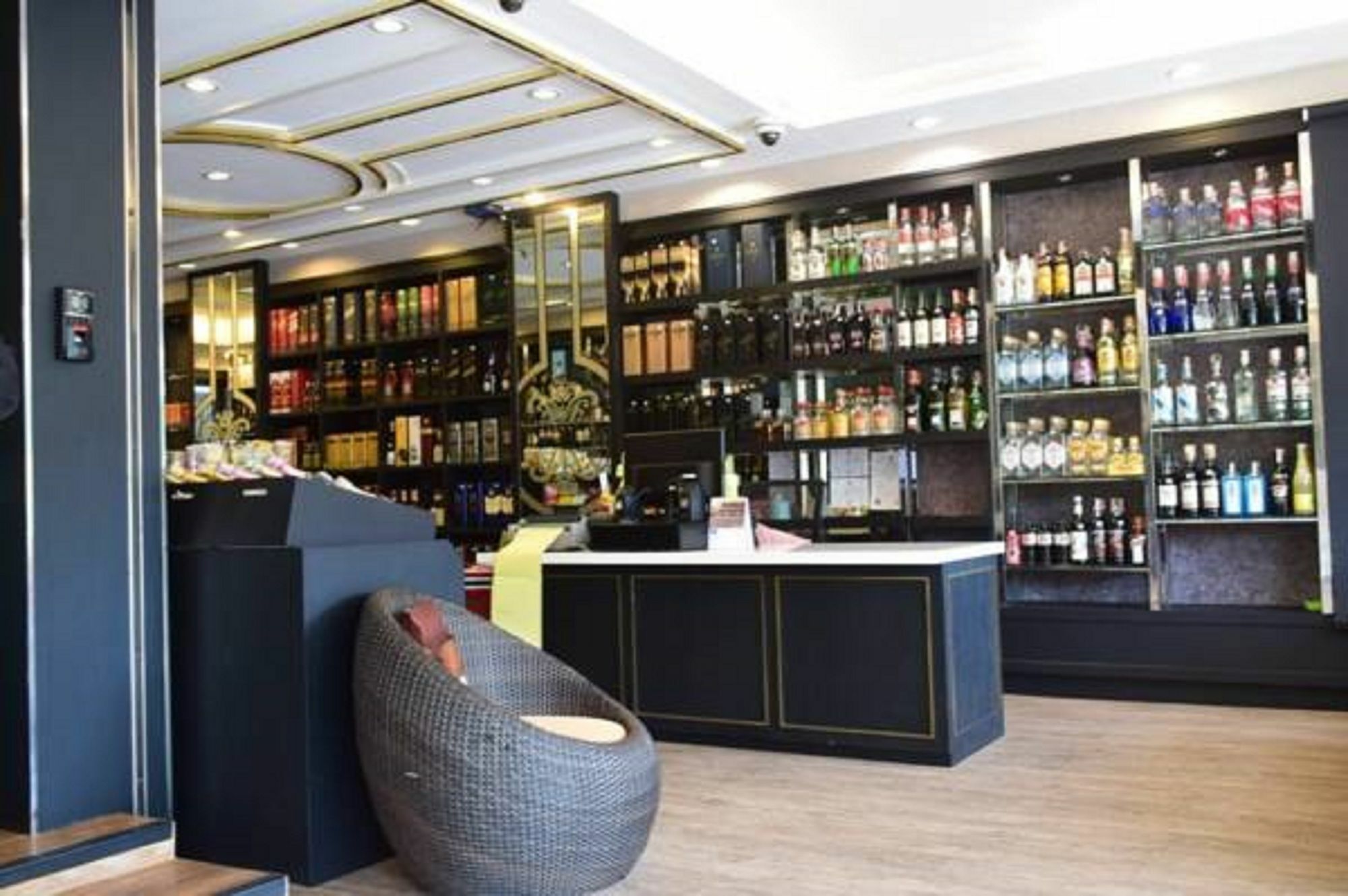 The Luxury Residence Сонгкла Екстериор снимка